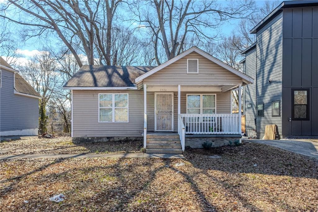 2 bedroom, 1 bathroom single family residence sold at 1324 North Avenue, Atlanta, GA 30318