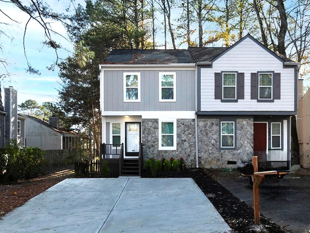 2 bedroom, 3 bathroom townhouse sold at 355 Pleasant Oak Court, Marietta, GA 30008