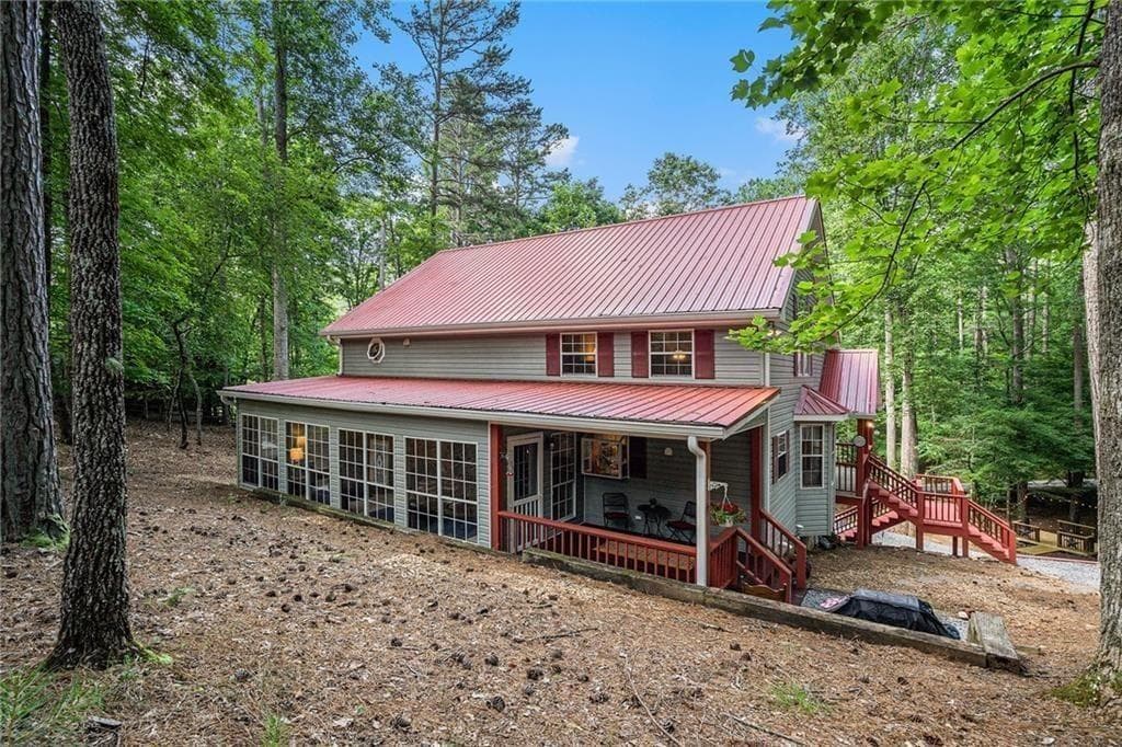 2 bedroom, 3 bathroom single family residence sold at 43 Hamlet Court, Ellijay, GA 30540