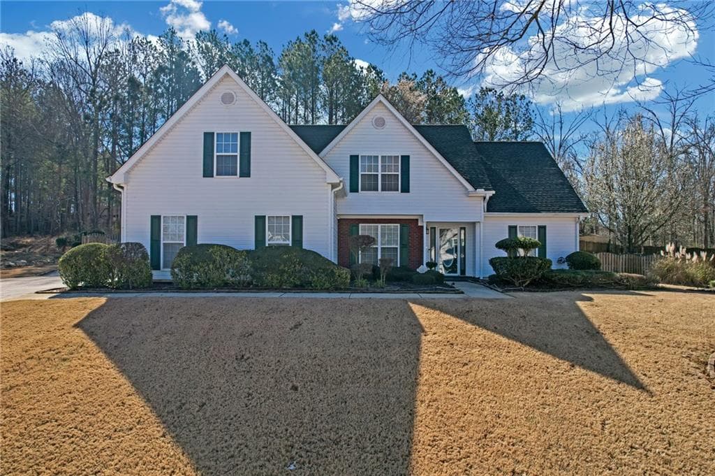 5 bedroom, 3 bathroom single family residence sold at 115 Trelawney Circle, Covington, GA 30016