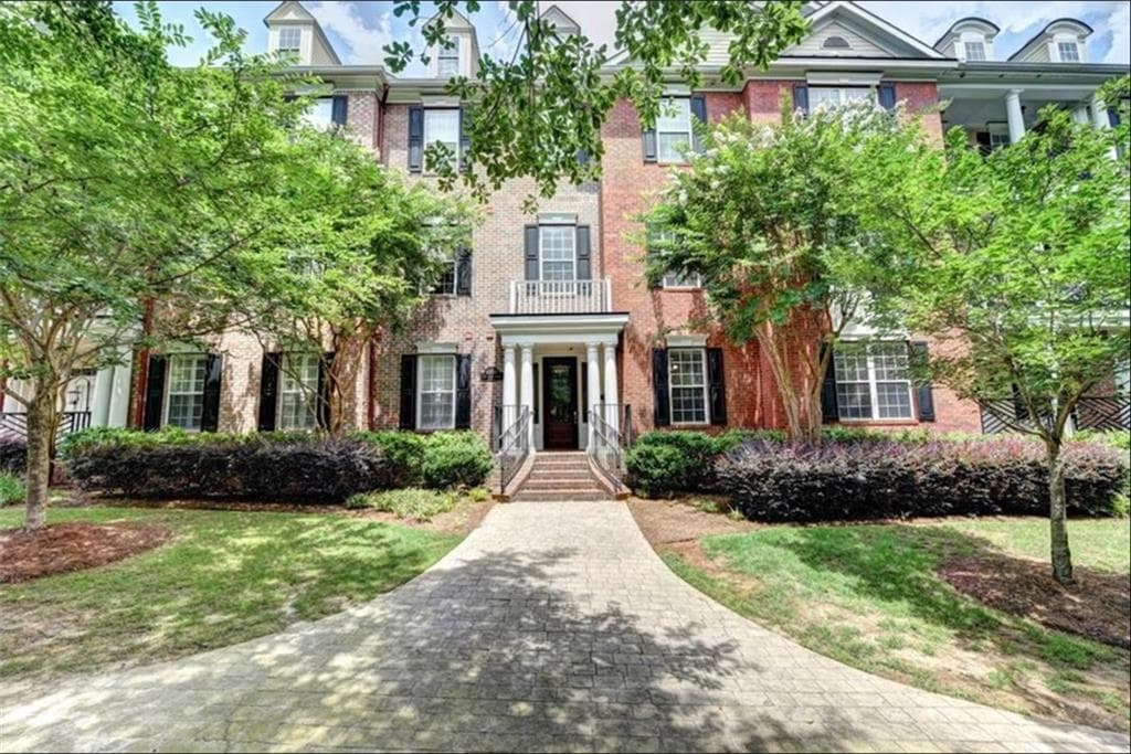 2 bedroom, 2 bathroom condominium sold at 4850 Ivy Ridge Drive 205, Atlanta, GA 30339