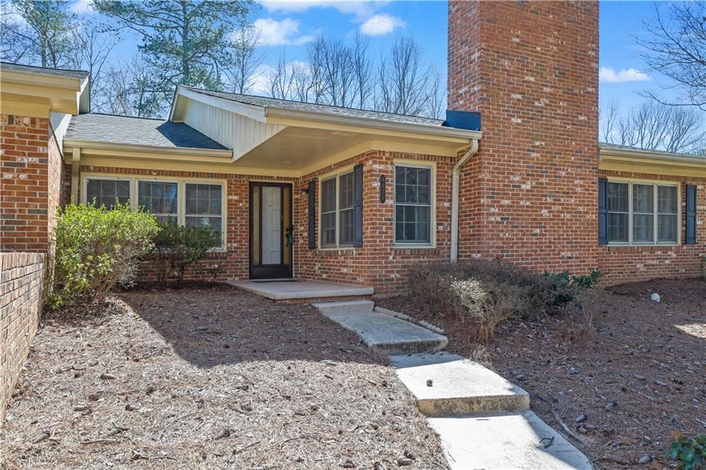 2 bedroom, 2 bathroom condominium sold at 4035 Deerings Drive, Peachtree Corners, GA 30092