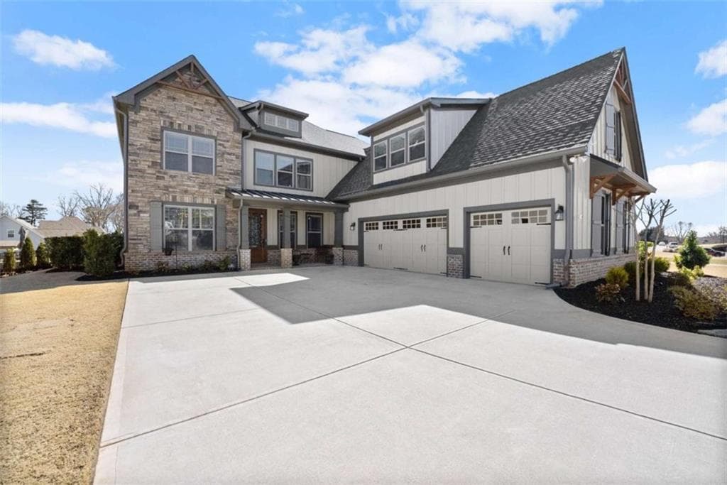 5 bedroom, 4 bathroom single family residence sold at 2021 Cotton Gin Row, Jefferson, GA 30549