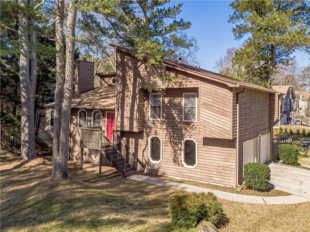 4 bedroom, 3 bathroom single family residence sold at 715 Wallington Way, Lawrenceville, GA 30046