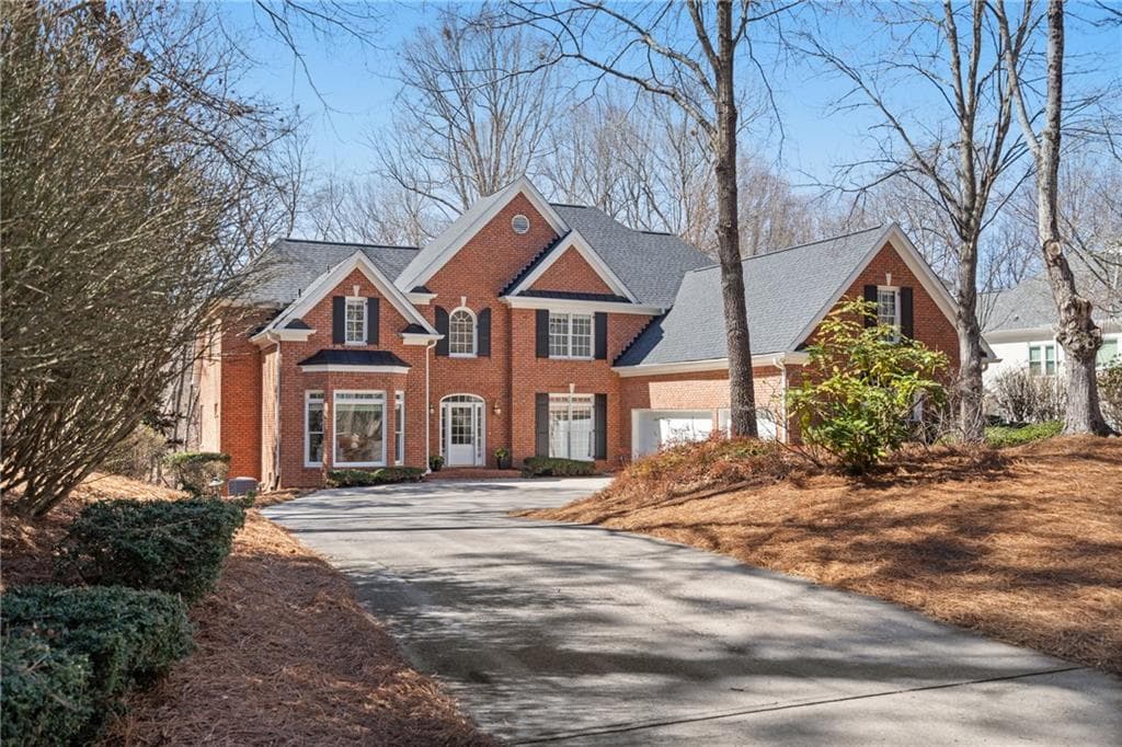 5 bedroom, 5 bathroom single family residence sold at 760 Valley Summit Drive, Roswell, GA 30075