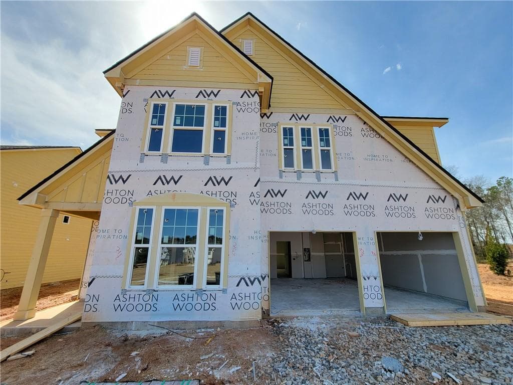 5 bedroom, 4 bathroom single family residence sold at 470 Silverleaf Trail, Bethlehem, GA 30620