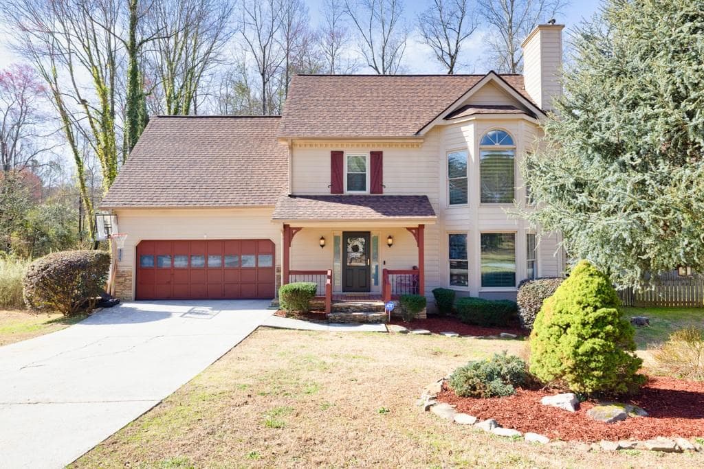 4 bedroom, 2 bathroom single family residence sold at 3175 Pond Ridge Trail, Snellville, GA 30078