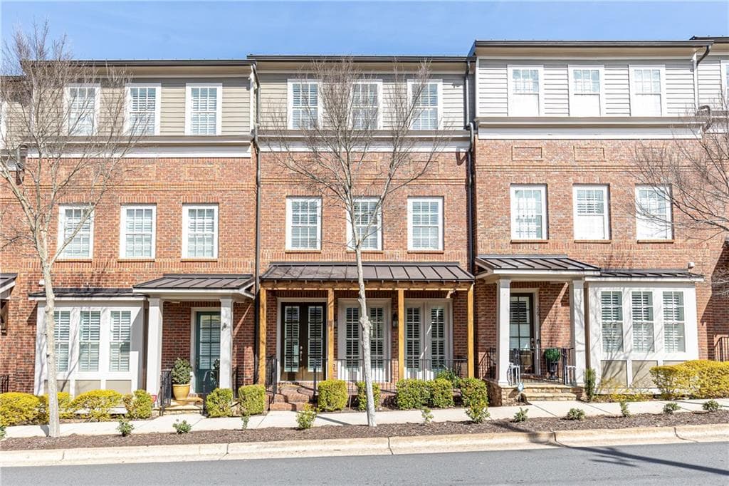4 bedroom, 5 bathroom townhouse sold at 225 Waterman Street, Marietta, GA 30060