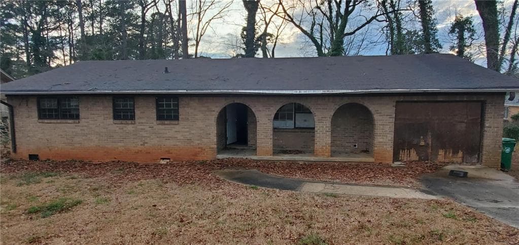 3 bedroom, 2 bathroom, 1,460 sq ft single family residence sold at 868 Maxey Hill Court, Stone Mountain, GA 30083