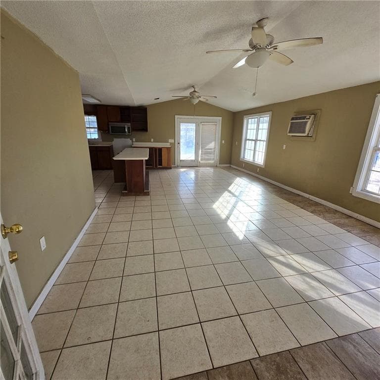 5 bedroom, 2 bathroom, 2,124 sq ft single family residence for sale at 2606 Beechwood Drive, Jesup, GA 31545 — photo 5