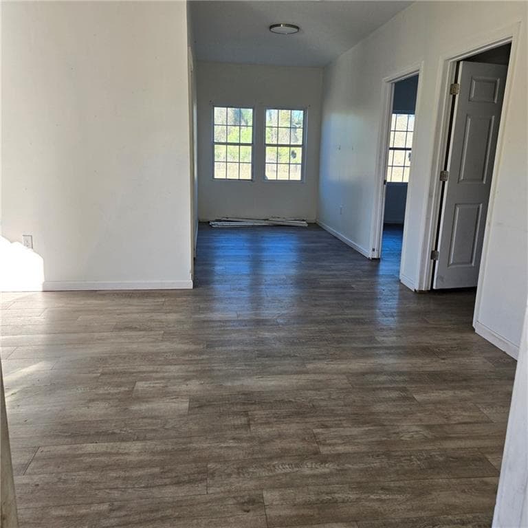 5 bedroom, 2 bathroom, 2,124 sq ft single family residence for sale at 2606 Beechwood Drive, Jesup, GA 31545 — photo 9