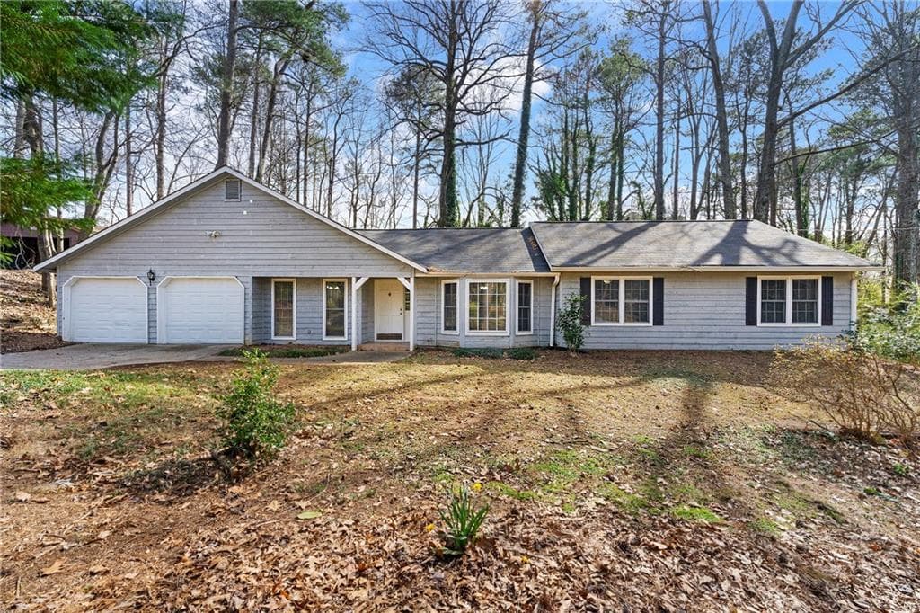 3 bedroom, 2 bathroom single family residence sold at 1876 Winding Creek Lane, Marietta, GA 30064
