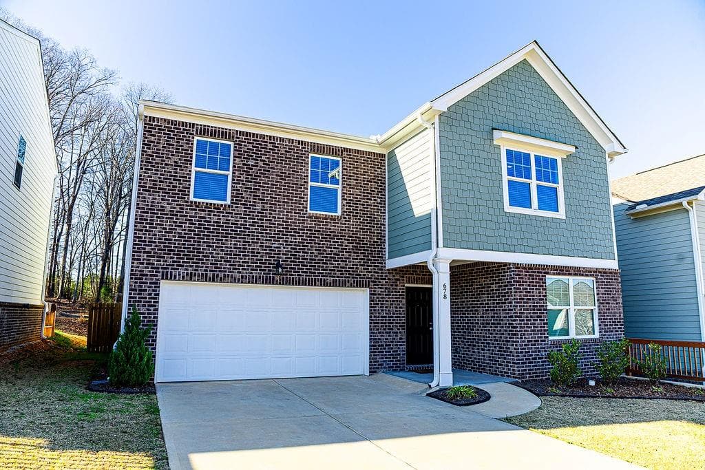 5 bedroom, 3 bathroom, 2,804 sq ft single family residence under contract at 678 Knightsbridge Lane, Winder, GA 30680 — photo 3