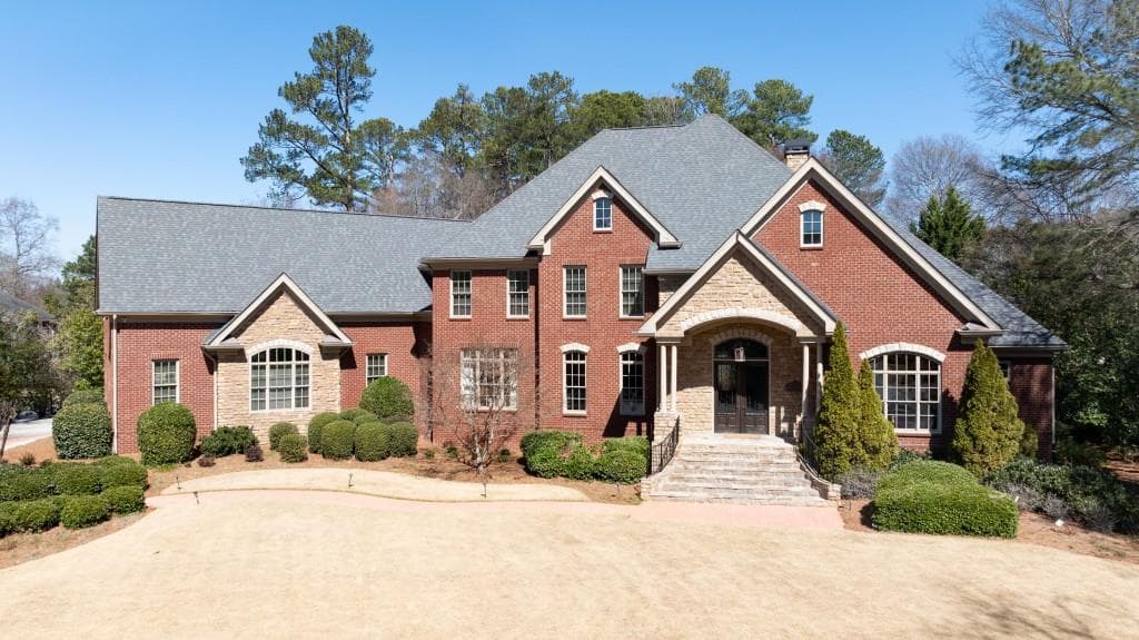 6 bedroom, 9 bathroom single family residence sold at 1035 Old Powers Ferry Road, Atlanta, GA 30327
