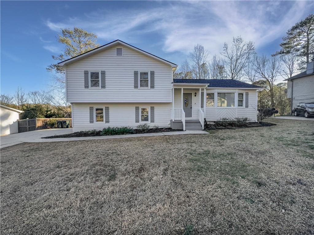 4 bedroom, 3 bathroom single family residence sold at 43 Landmark Lane, Marietta, GA 30060