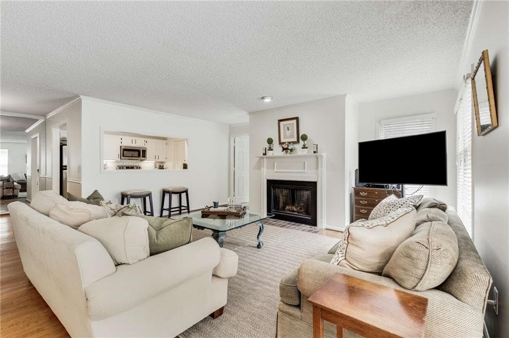 402 BAINBRIDGE Drive, Atlanta, GA 30327 — most recent listing photo