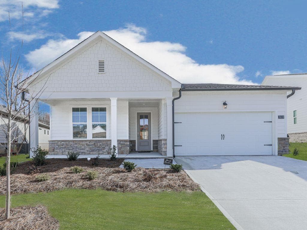 2 bedroom, 2 bathroom, 1,836 sq ft single family residence for sale at 3614 ARROW ROOT Circle, Loganville, GA 30052 — photo 2