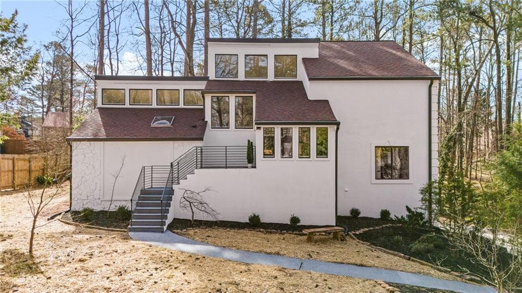 4 bedroom, 4 bathroom single family residence sold at 2626 Shadow Woods Circle, Marietta, GA 30062