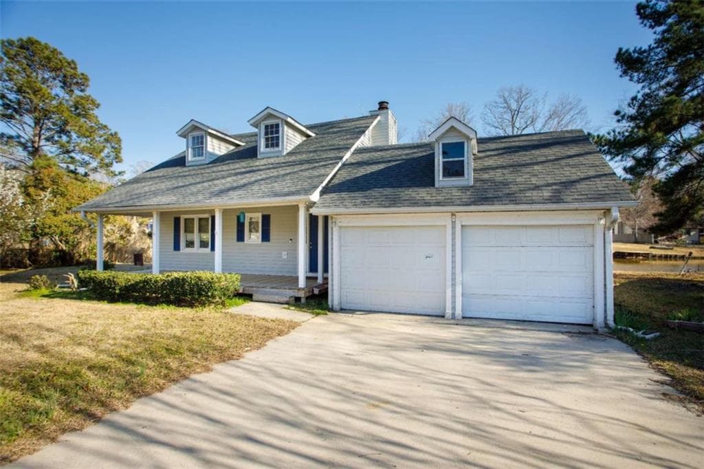 3 bedroom, 3 bathroom single family residence sold at 445 Breezeview Circle, Macon, GA 31220