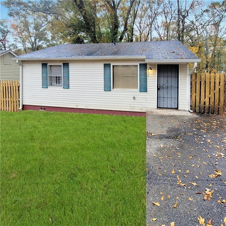 3 bedroom, 1 bathroom single family residence sold at 2061 Detroit Avenue, Atlanta, GA 30314