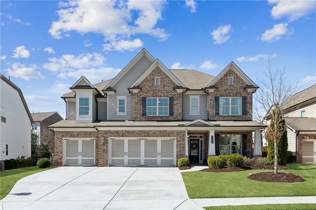 5 bedroom, 4 bathroom single family residence sold at 4038 Laura Jean Way, Buford, GA 30518