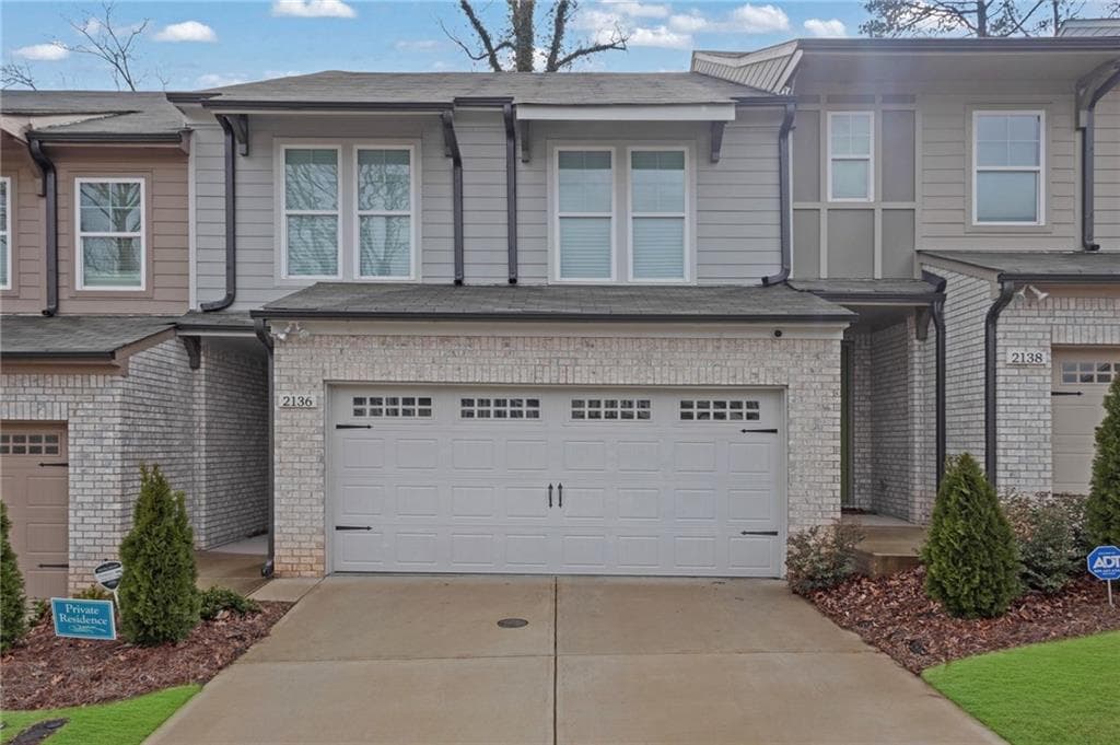 4 bedroom, 4 bathroom townhouse sold at 2136 Garden Place, Atlanta, GA 30316