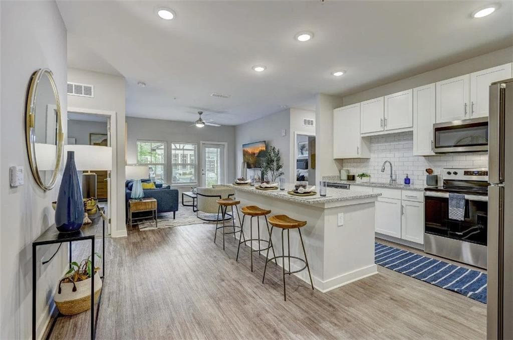 2 bedroom, 2 bathroom, 1,176 sq ft apartment for rent at 4000 Mill Spring Circle 4618, Oakwood, GA 30566 for $1,785 a month