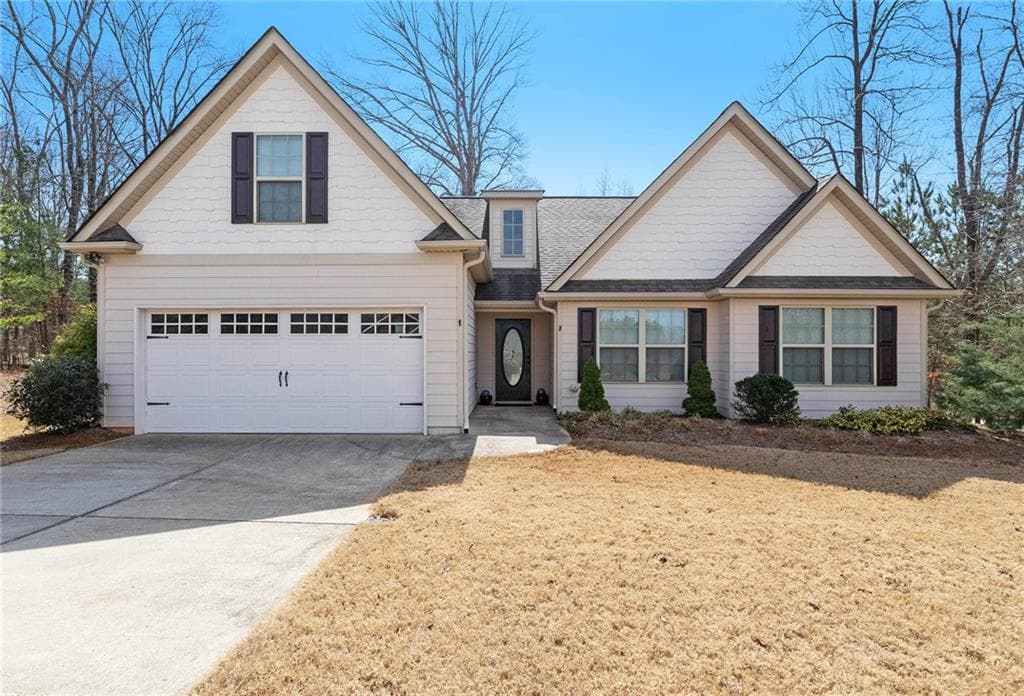 4 bedroom, 2 bathroom single family residence sold at 8819 Grassy Knoll Lane, Clermont, GA 30527
