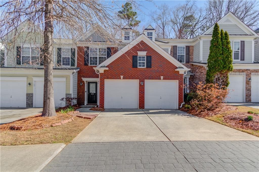 3 bedroom, 3 bathroom townhouse sold at 2033 Fosco Drive, Duluth, GA 30097