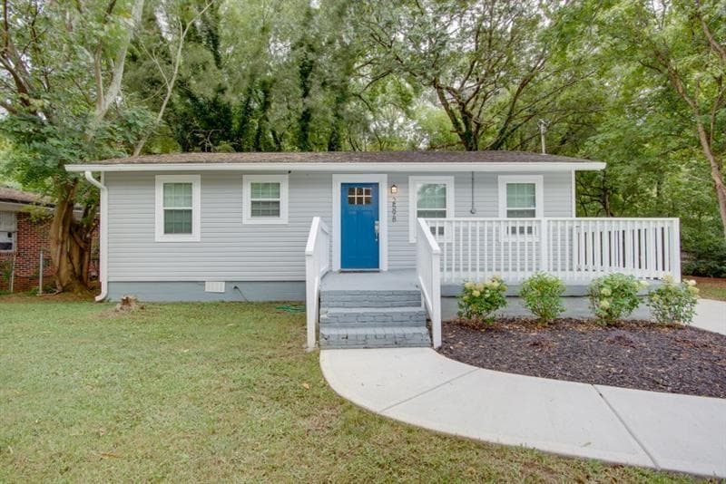 3 bedroom, 2 bathroom, 960 sq ft single family residence sold at 2598 Elliott Street, Atlanta, GA 30318