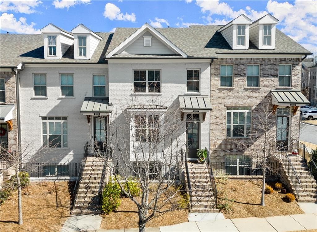 3 bedroom, 4 bathroom townhouse sold at 4000 Bethelview Lane, Suwanee, GA 30024