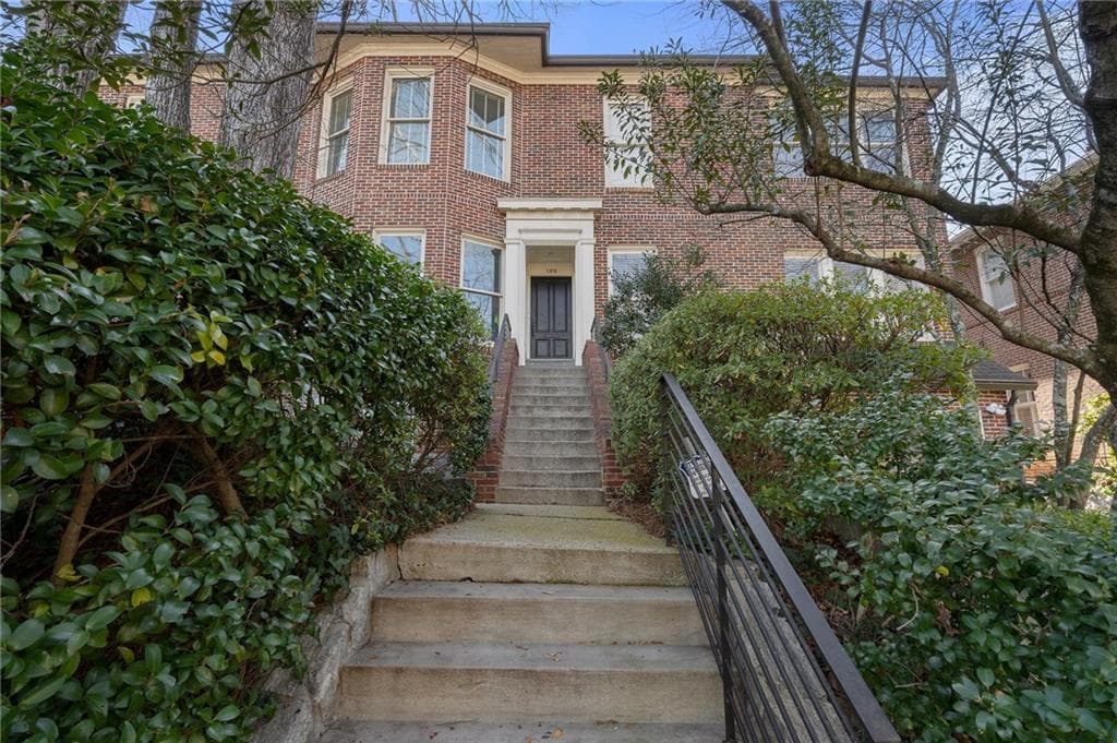 3 bedroom, 4 bathroom condominium sold at 189 Westminster Drive, Atlanta, GA 30309