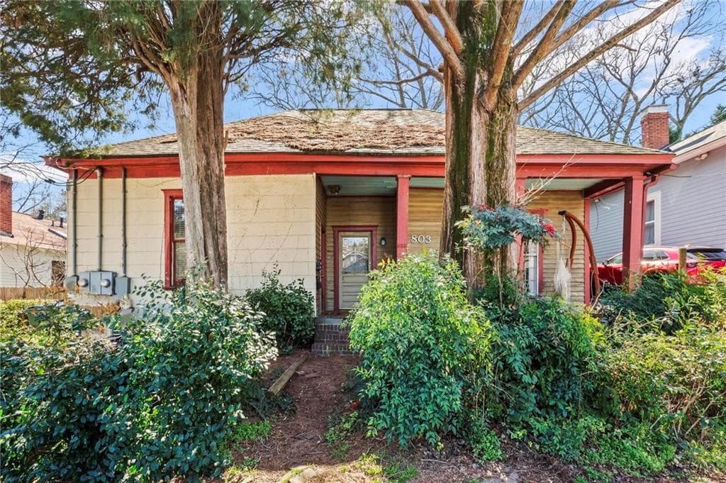 duplex sold at 803 Lake Avenue, Atlanta, GA 30307