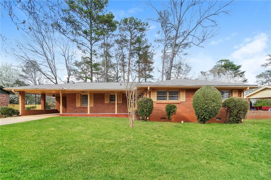 3 bedroom, 2 bathroom single family residence sold at 1828 Hallmark Drive, Griffin, GA 30223