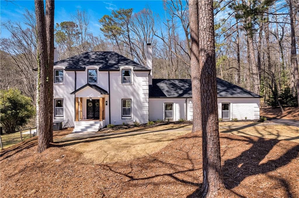 4 bedroom, 4 bathroom single family residence sold at 7110 Brandon Mill, Sandy Springs, GA 30328