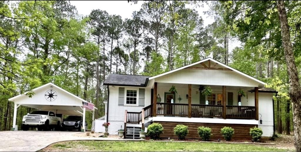 3 bedroom, 2 bathroom single family residence sold at 1721 Apalachee Woods Trail, Buckhead, GA 30625