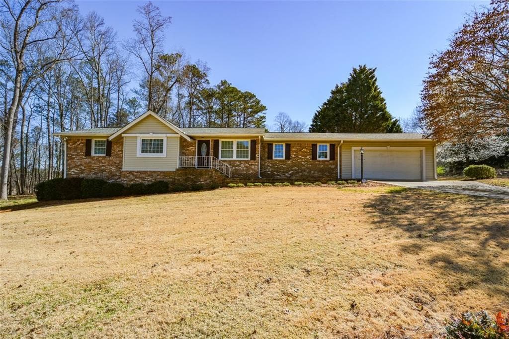 4205 S Hurt Road, Smyrna, GA 30082 — most recent listing photo