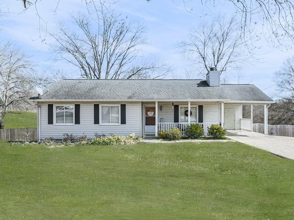 3 bedroom, 2 bathroom single family residence sold at 3925 Sloan Mill Road, Gainesville, GA 30507