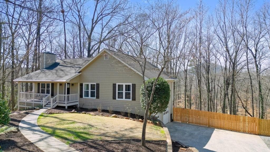 3 bedroom, 3 bathroom single family residence sold at 241 Lancaster Circle, Marietta, GA 30066