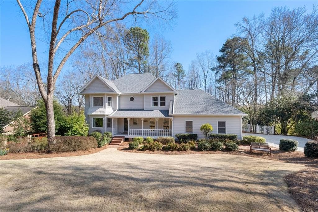 4 bedroom, 3 bathroom single family residence sold at 325 Wynland Trace, Sandy Springs, GA 30350