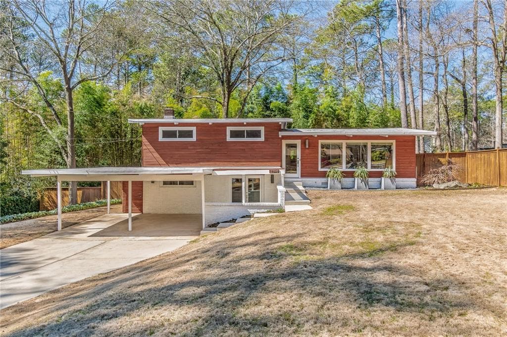 4 bedroom, 3 bathroom, 1,968 sq ft single family residence sold at 3398 Lori Lane, Atlanta, GA 30340