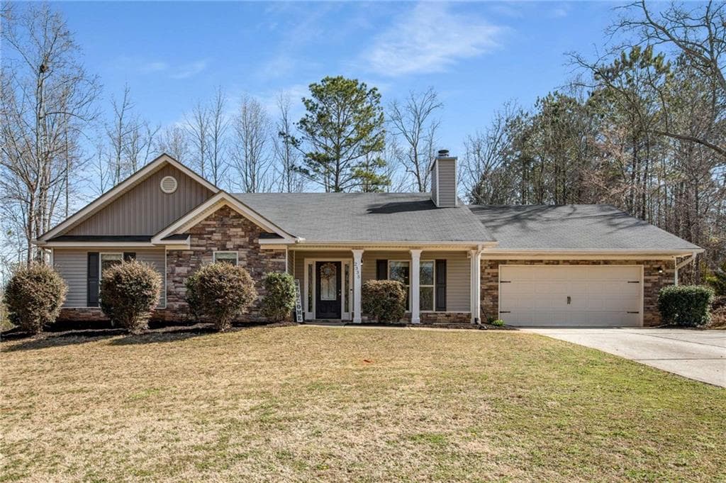 4 bedroom, 3 bathroom single family residence sold at 2335 Springside Drive, Winder, GA 30680