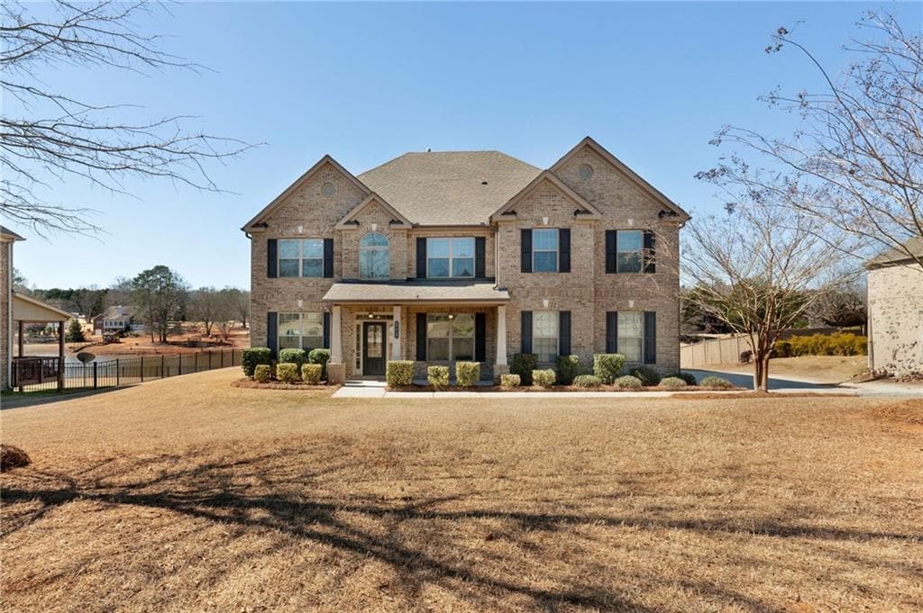 6 bedroom, 4 bathroom single family residence sold at 141 Aylesbury Boulevard, Mcdonough, GA 30252