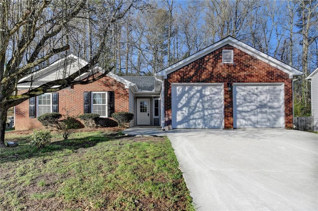 3 bedroom, 2 bathroom single family residence sold at 500 Allen's Landing Court, Lawrenceville, GA 30045
