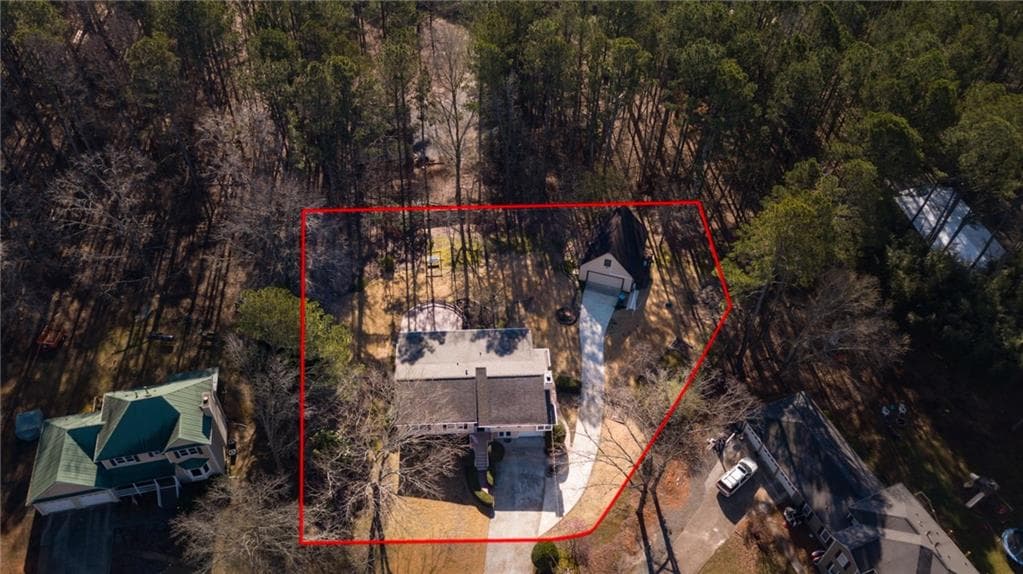 7 bedroom, 4 bathroom single family residence sold at 326 Bethel Drive, Woodstock, GA 30189