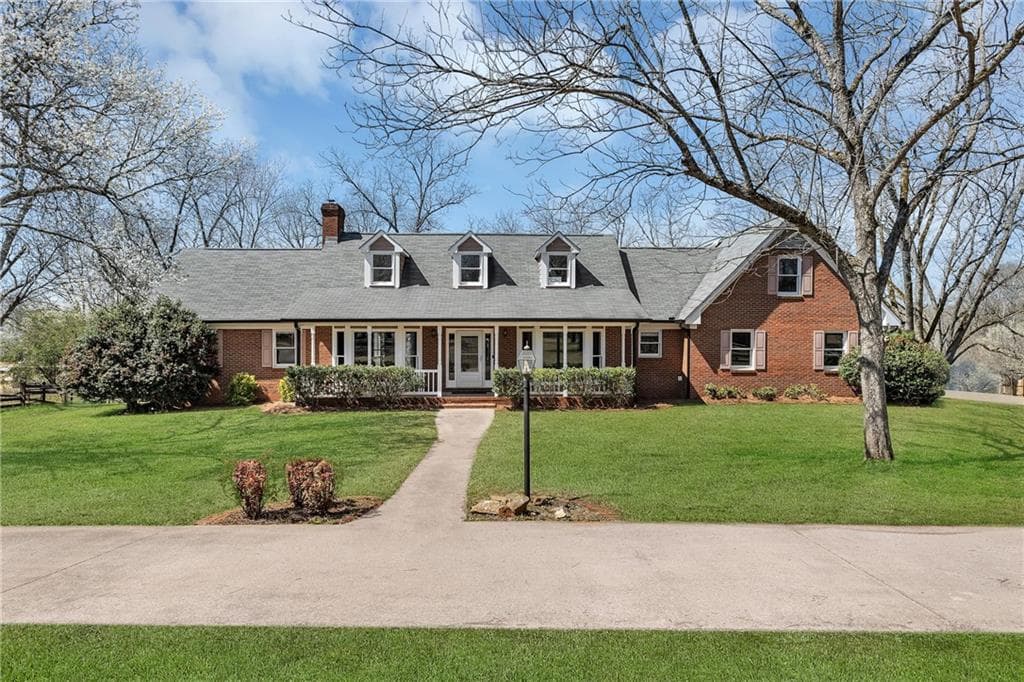 4 bedroom, 4 bathroom single family residence sold at 545 HIGHWAY 155, Mcdonough, GA 30253