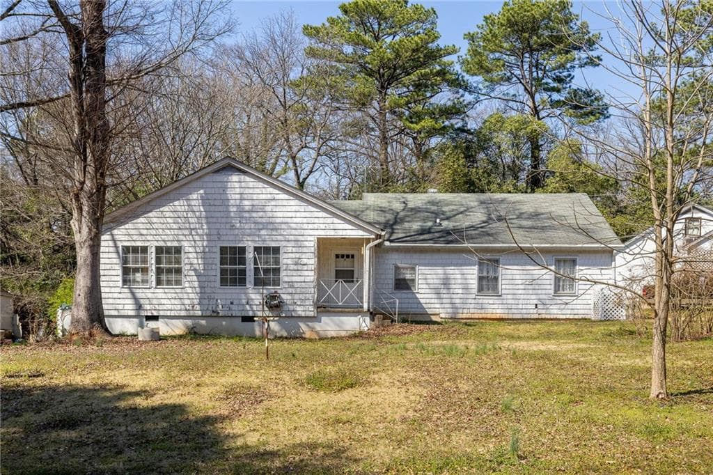 3 bedroom, 2 bathroom single family residence sold at 3480 Beech Drive, Decatur, GA 30032
