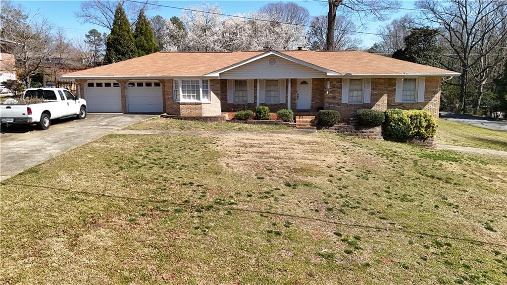 3 bedroom, 3 bathroom single family residence sold at 3401 Doyle Lane, Marietta, GA 30060