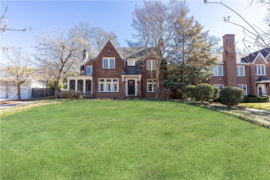3 bedroom, 3 bathroom single family residence sold at 57 Rumson Way, Atlanta, GA 30305