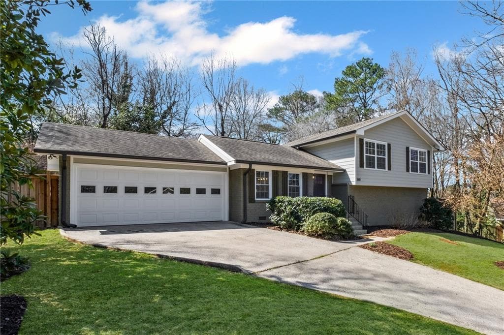 3 bedroom, 2 bathroom, 1,840 sq ft single family residence sold at 260 Mansell Circle, Roswell, GA 30075